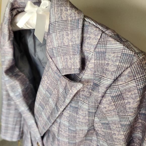 Blazer - 3 button flared bottom collared plaid fitted lightweight lined jacket - Picture 3 of 14